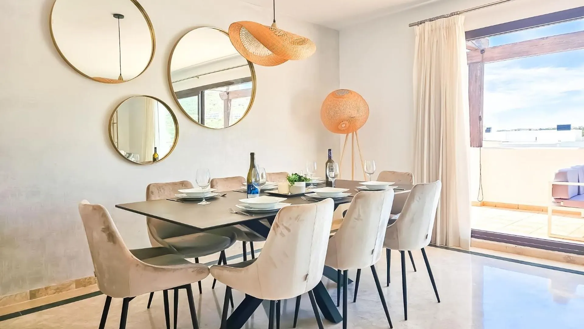 Modern 3 Bedroom Penthouse In Casares Costa - Bbq Spain
