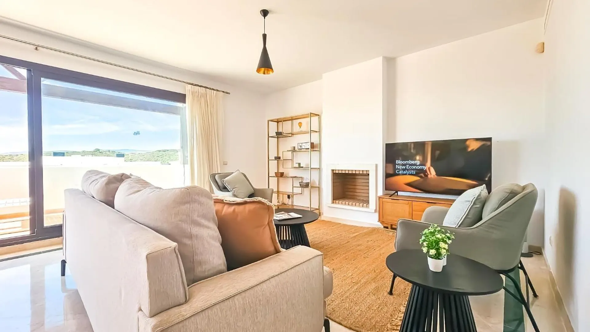 Modern 3 Bedroom Penthouse In Casares Costa - Bbq