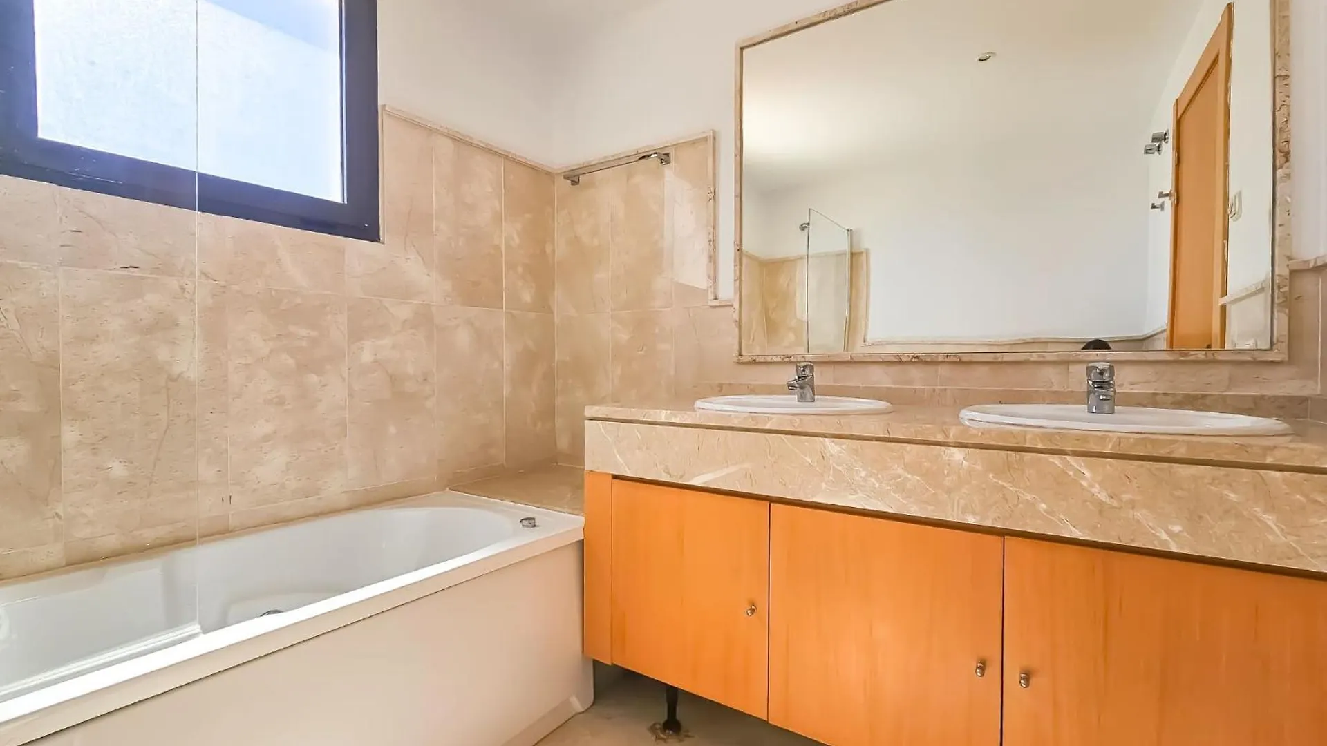 Modern 3 Bedroom Penthouse In Casares Costa - Bbq 0*,  Spain